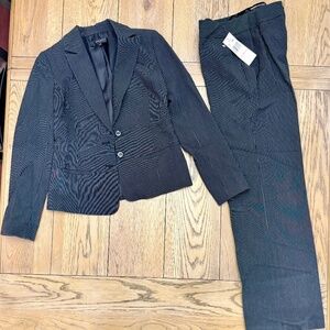 Classic Nine West 2-Piece Pinstripe Pant Suit
